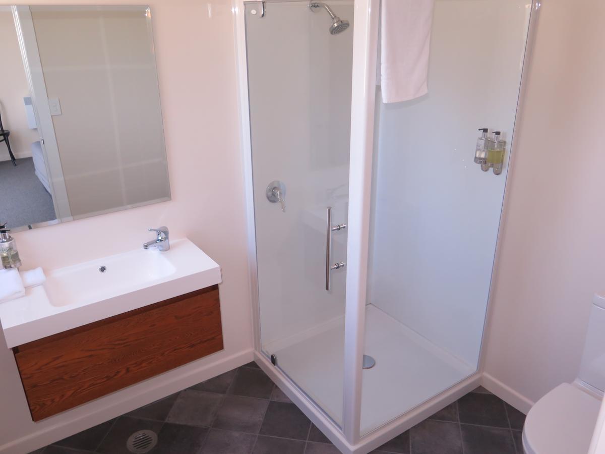 Mossburn Wheels And Reels Accommodation מראה חיצוני תמונה