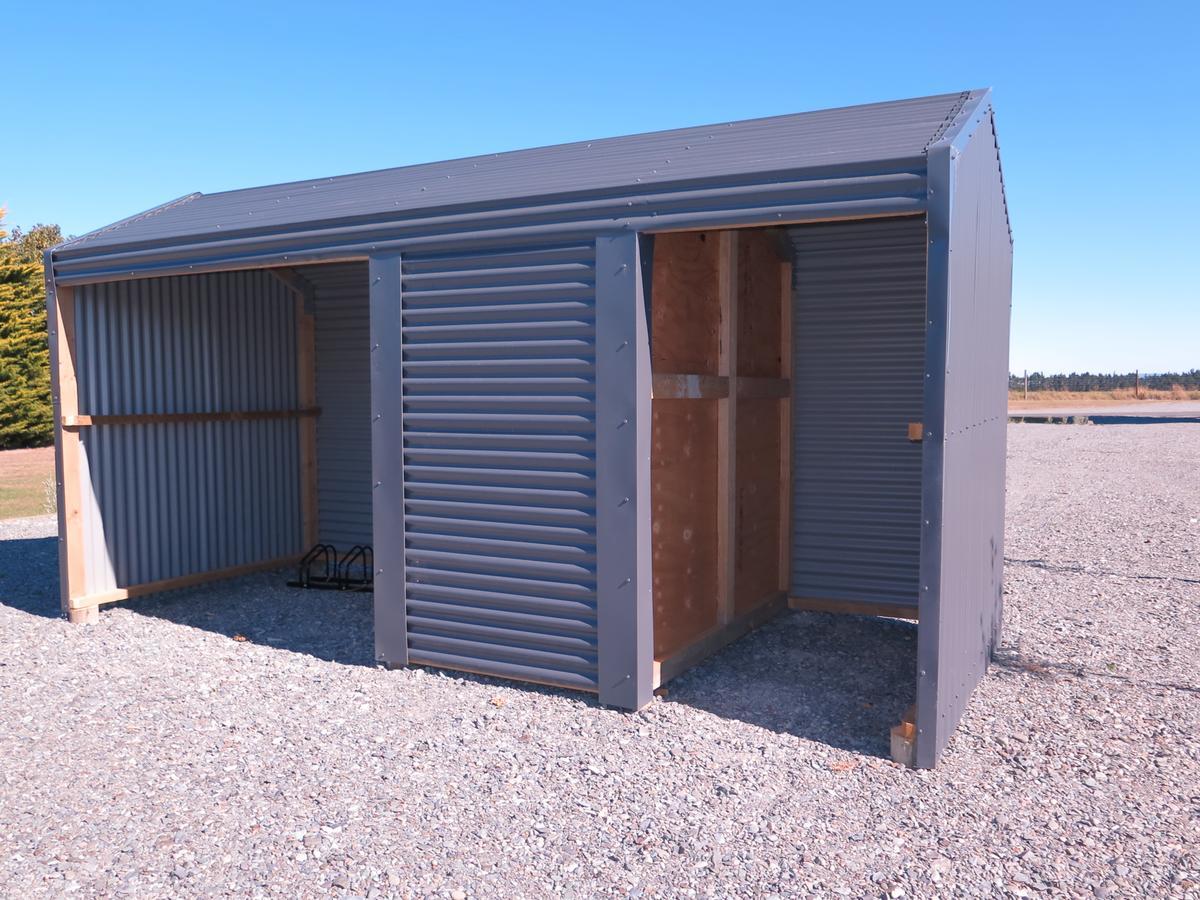 Mossburn Wheels And Reels Accommodation מראה חיצוני תמונה